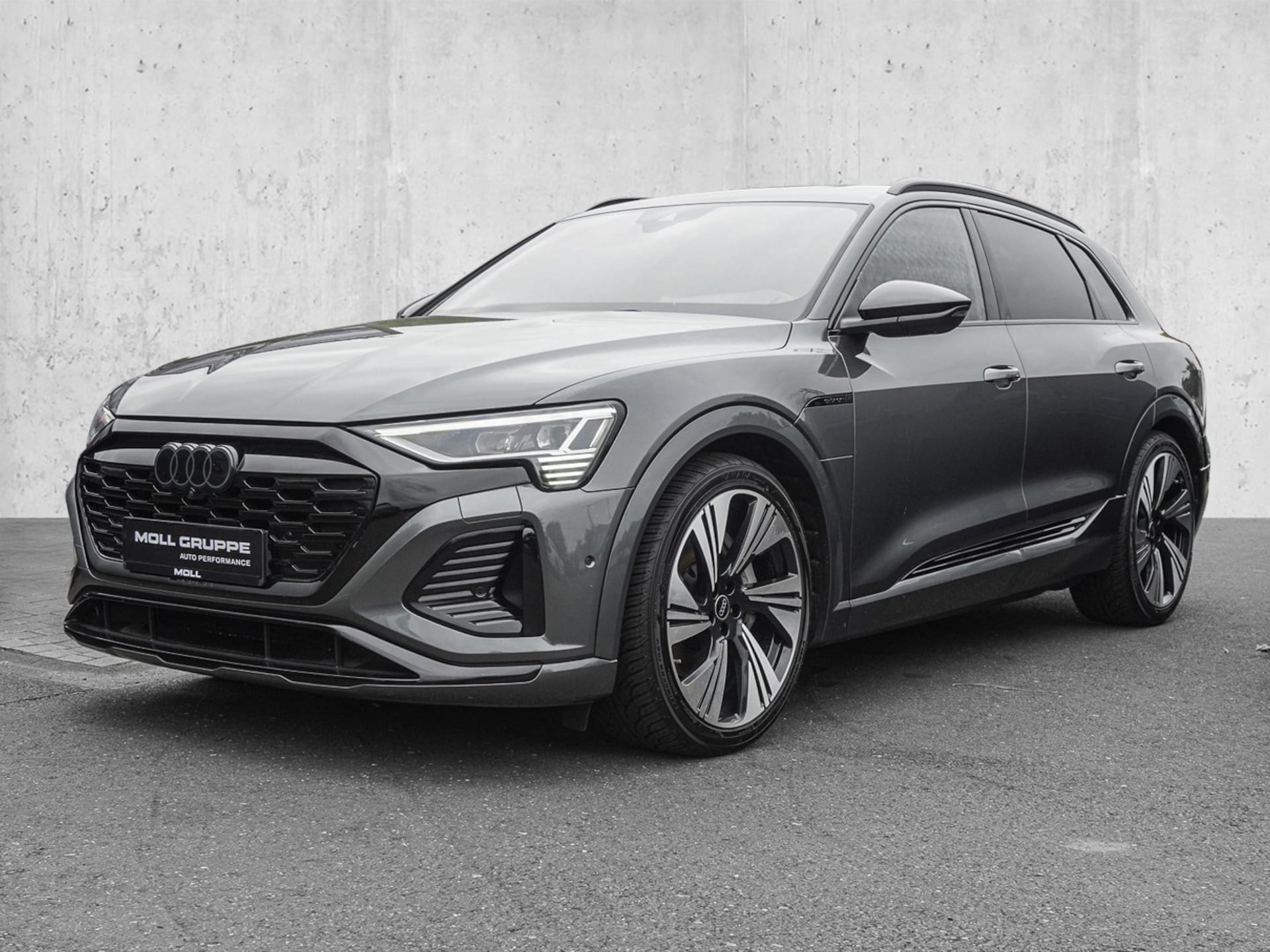 Audi Q8 e-tron S line