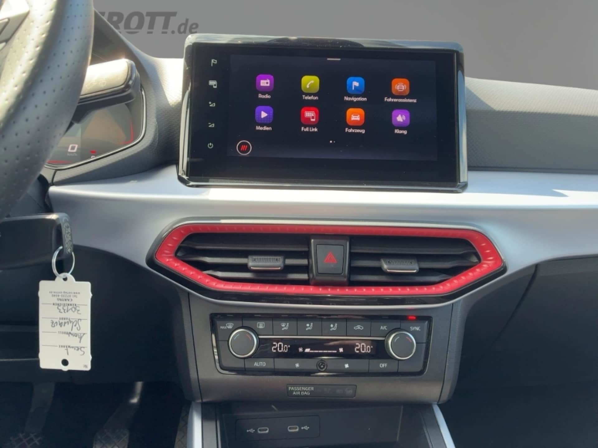 SEAT Arona FR