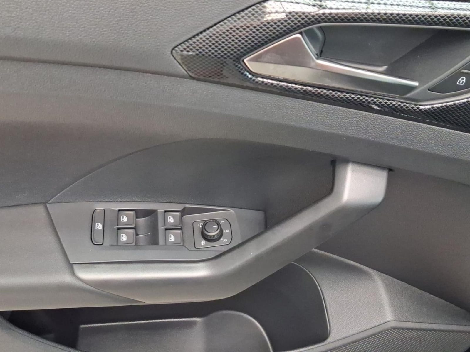 Volkswagen T-Cross – Bild 8