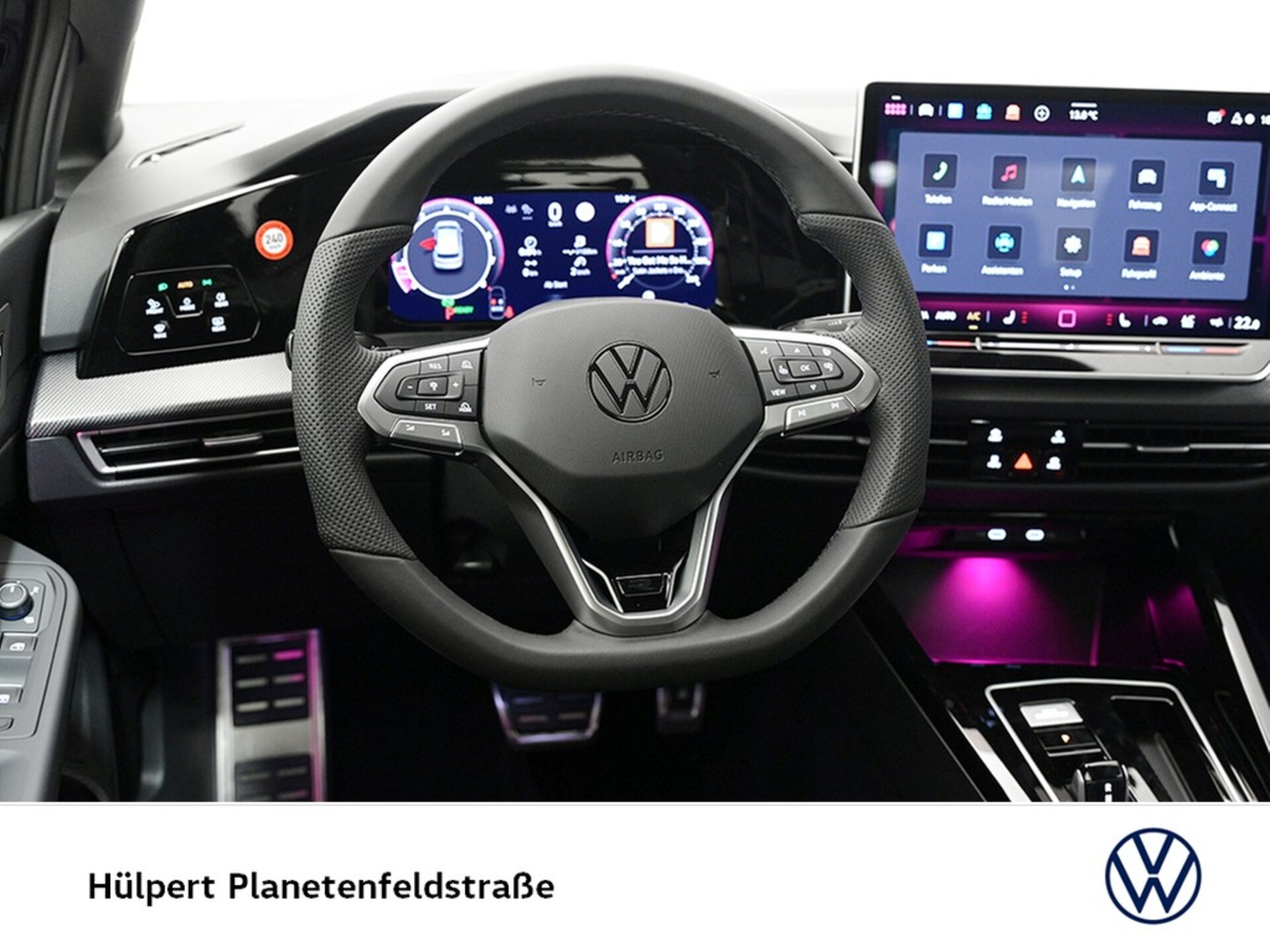 Volkswagen Golf R-Line