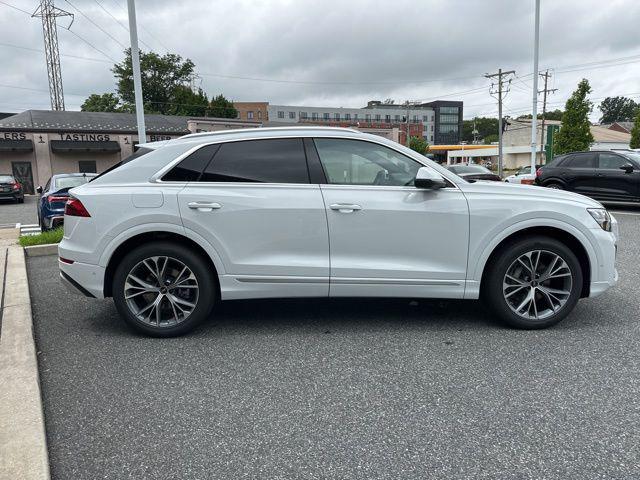 2025 Audi Q8 Premium Plus - Photo 6