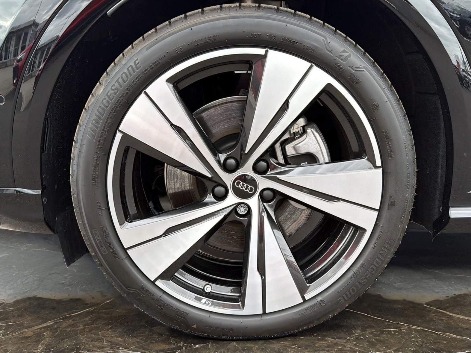 Audi Q5 Sportback edition one