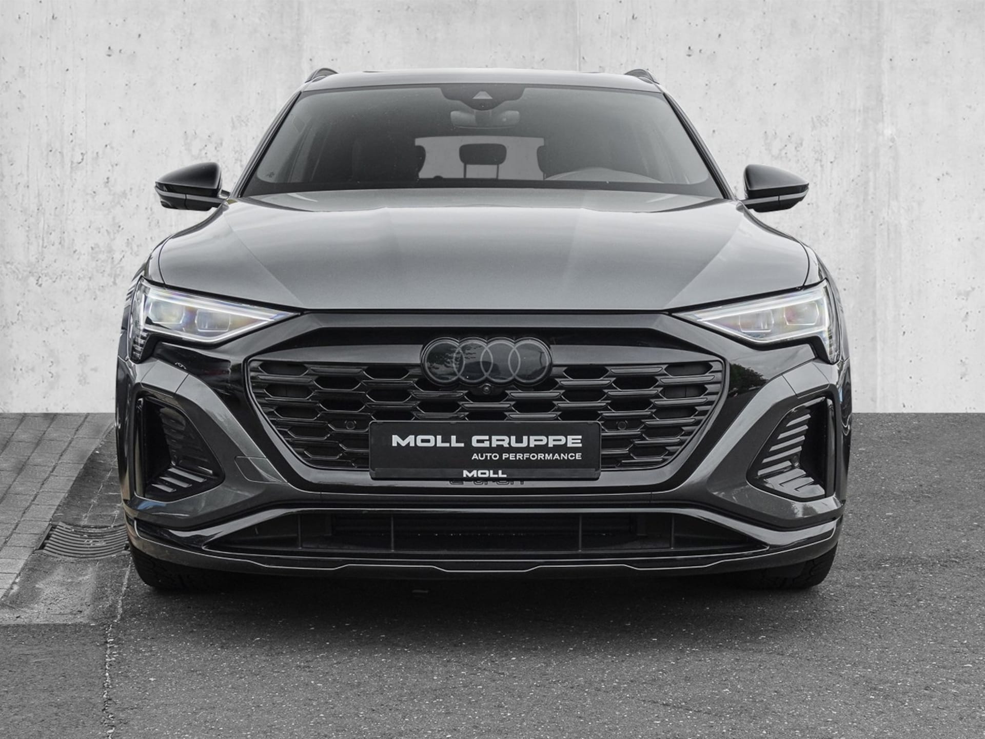 Audi Q8 e-tron S line