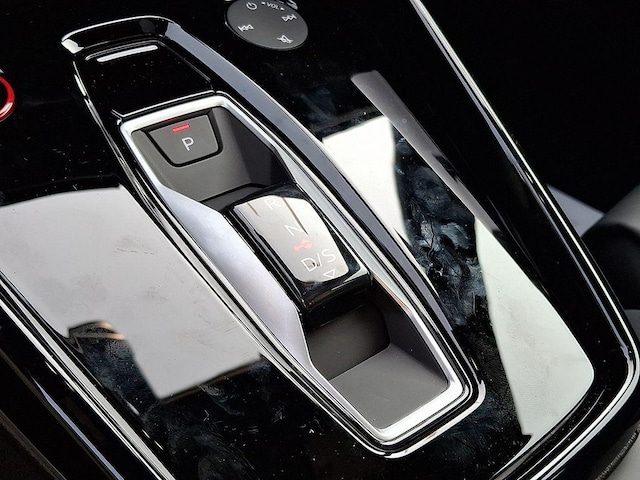 2026 Audi RS 3 Base - Photo 8