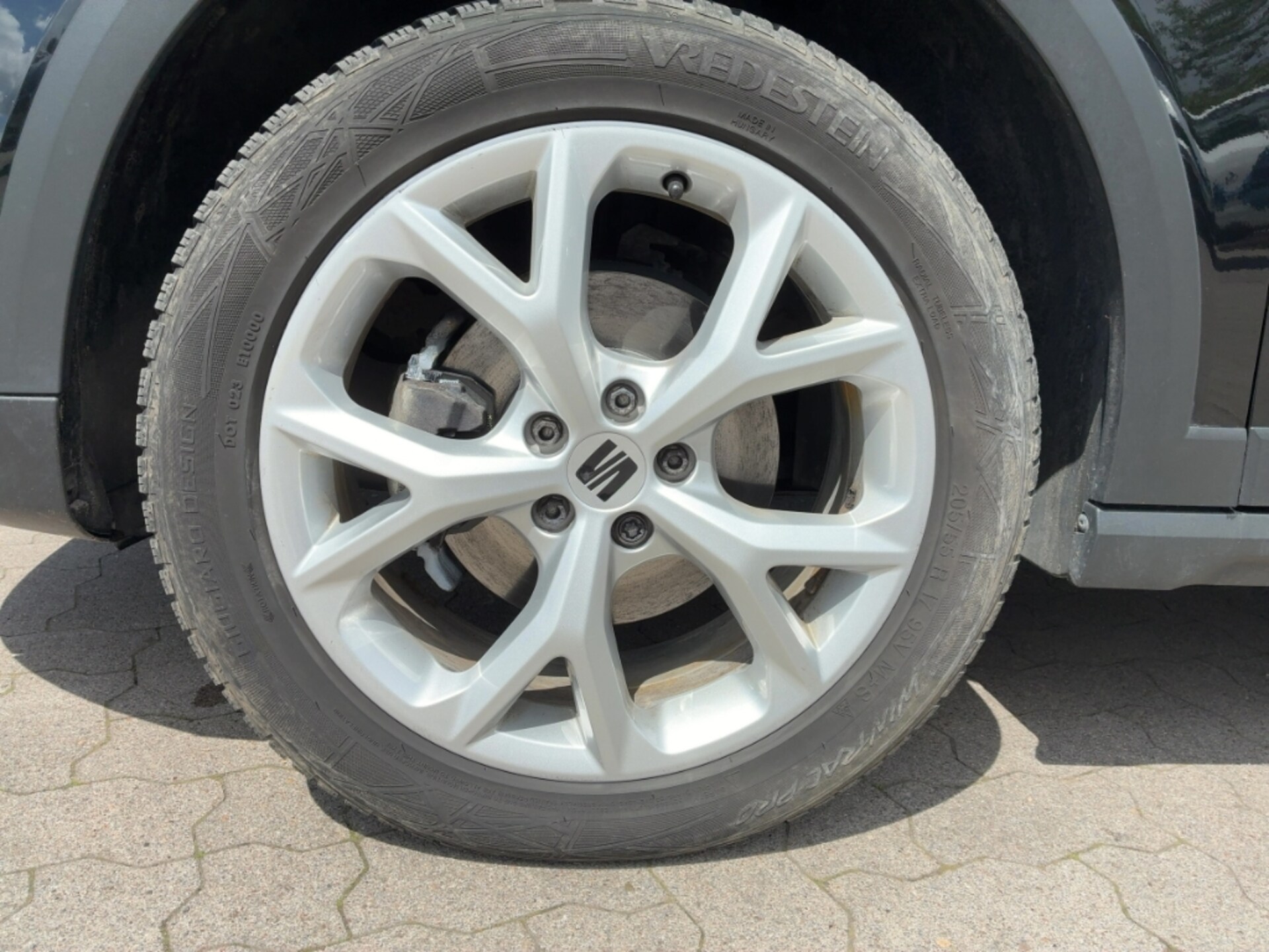 SEAT Arona FR