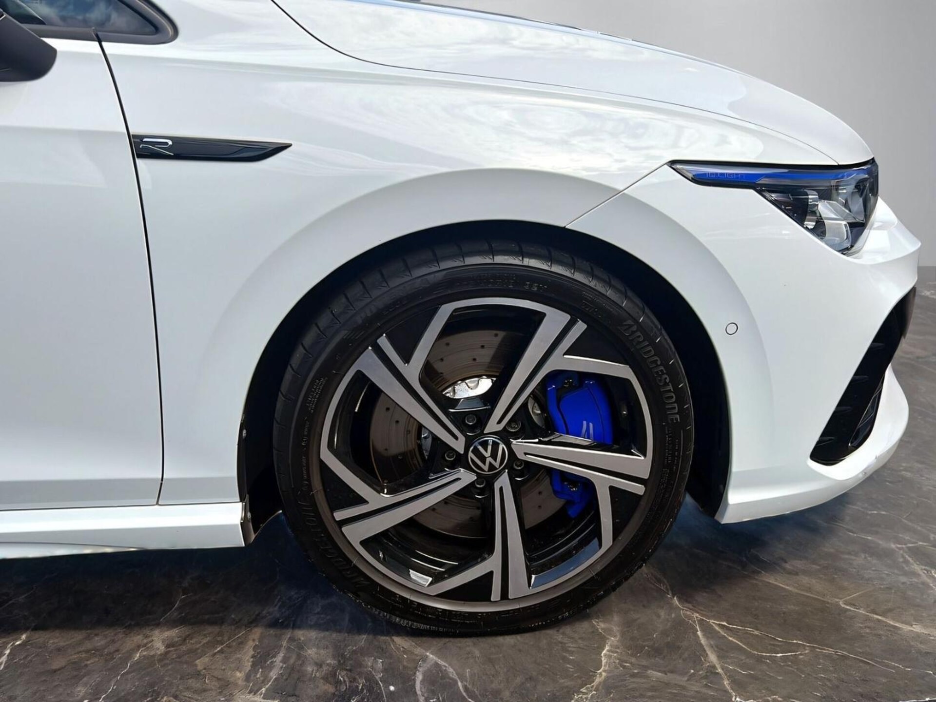 Volkswagen Golf R