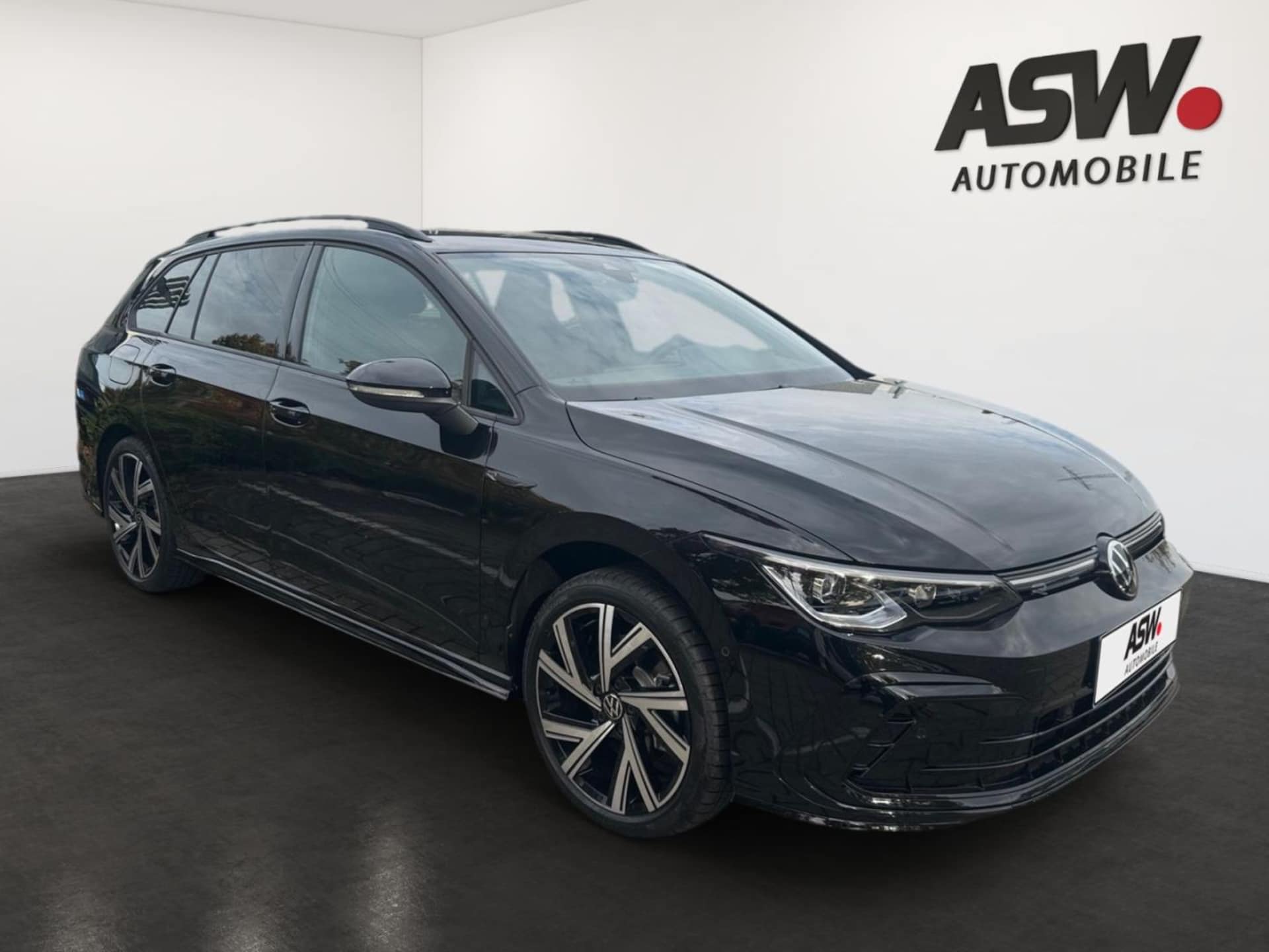 Volkswagen Golf Variant R-Line