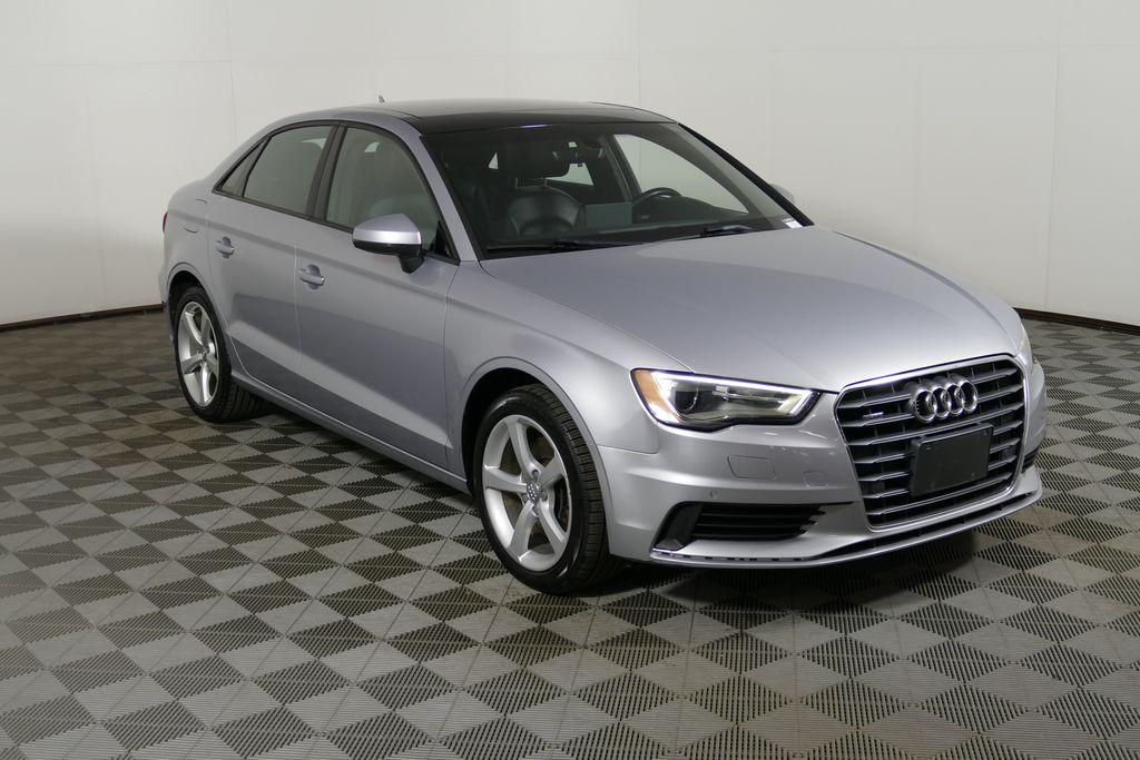 2016 Audi A3 2.0T quattro S tronic Premium's photo