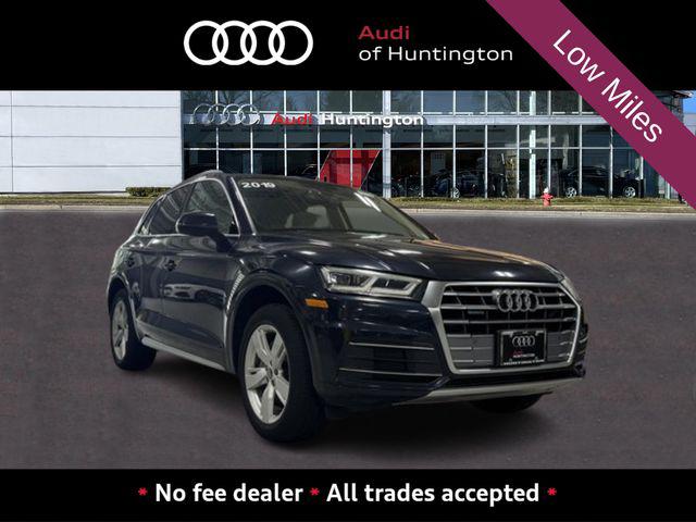 2019 Audi Q5 2.0T quattro S tronic Premium Plus's photo