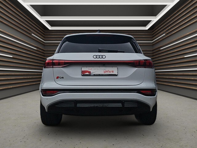 Image about Audi Q6 SUV e-tron e-tron performance