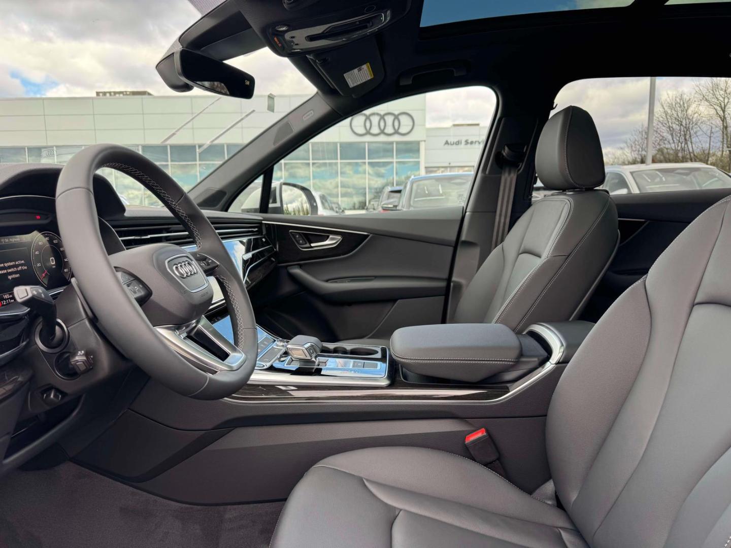 2026 Audi Q7 Premium - Photo 9