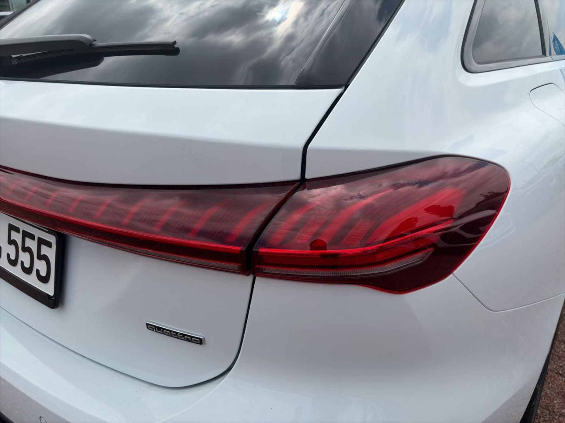 Audi A5 Avant e-hybrid