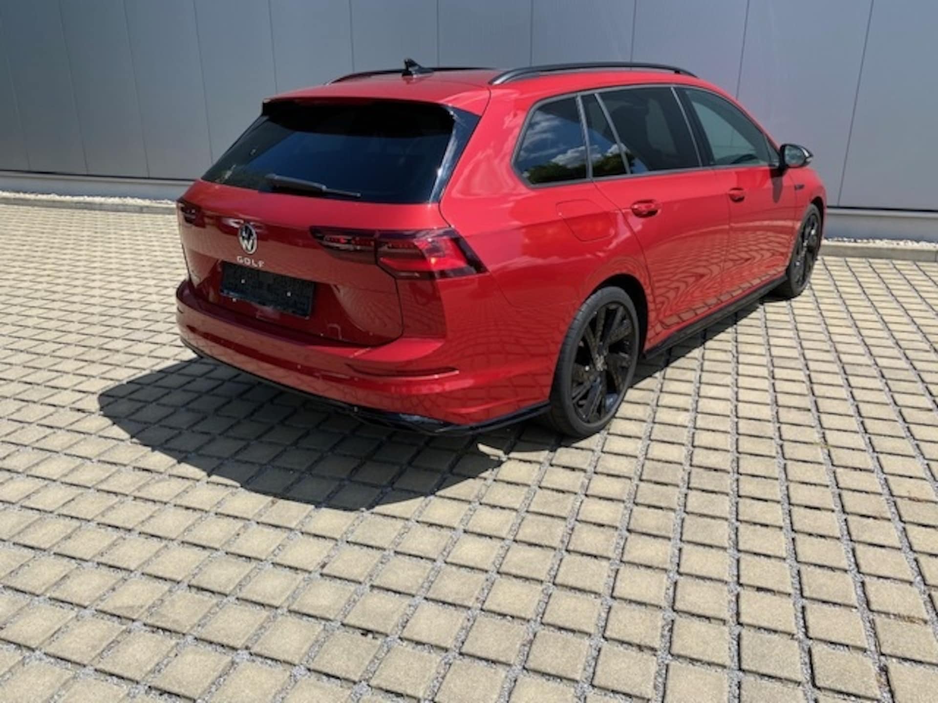 Volkswagen Golf Variant R-Line