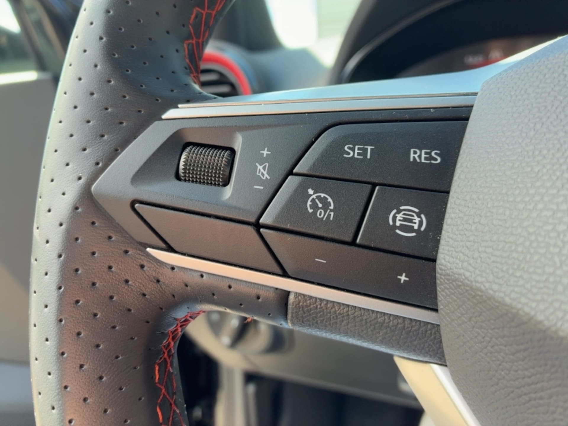 SEAT Arona FR