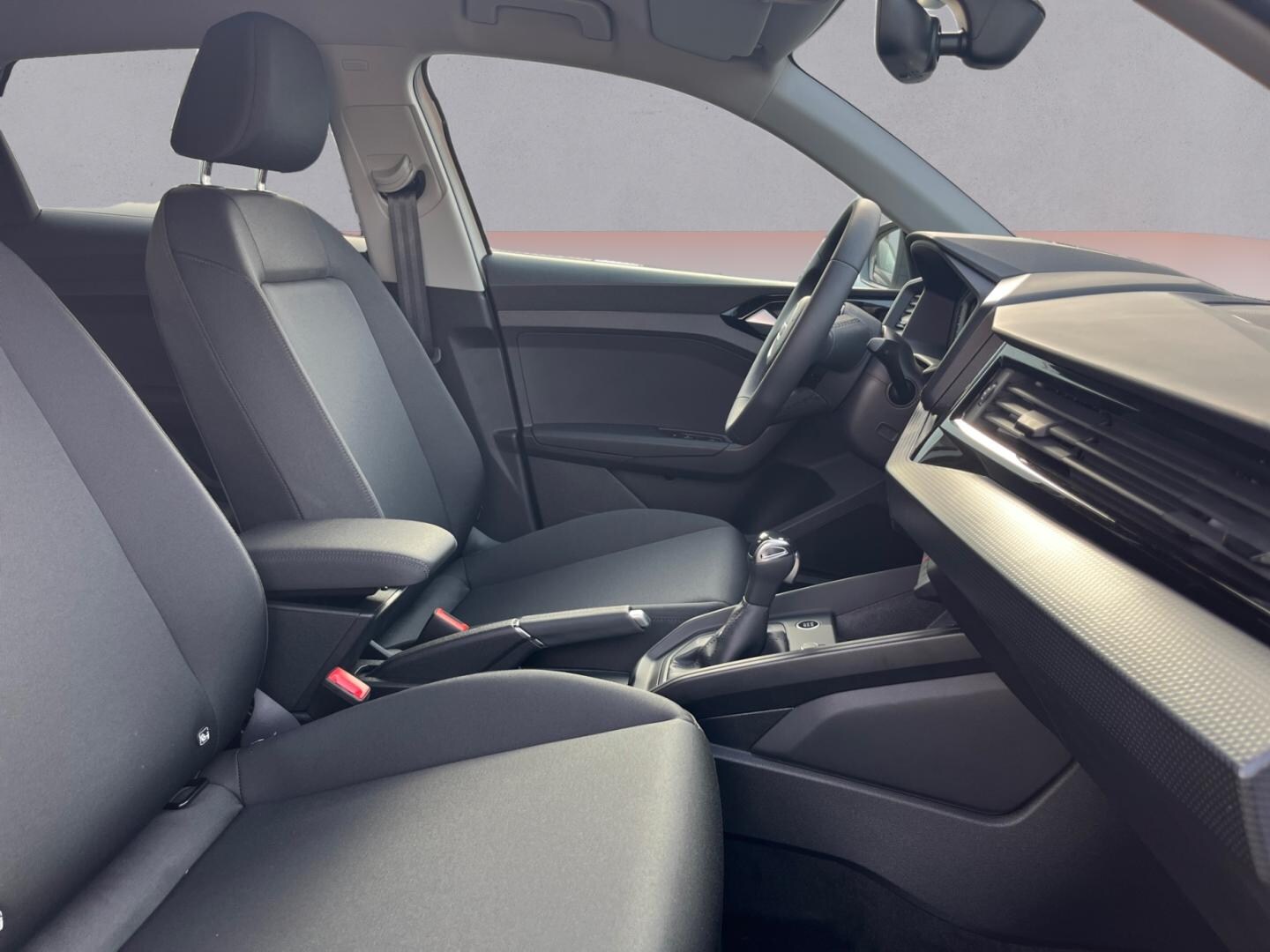 Bild über Audi A1 Sportback advanced 30 TFSI S tronic - für weitere Informationen kontaktieren Sie den Audi Partner