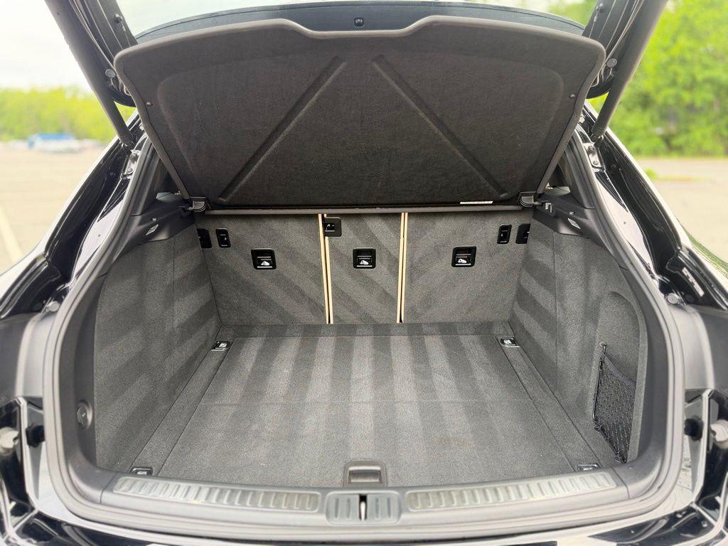 2025 Porsche Macan Base - Photo 6