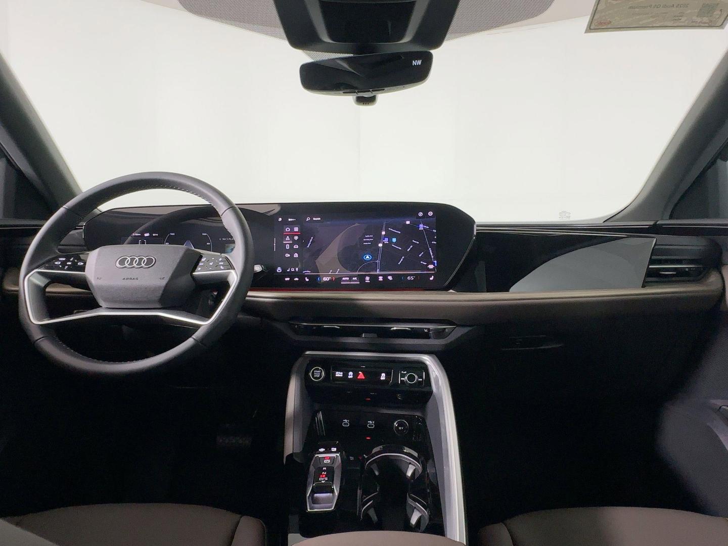 2025 Audi Q5 Premium - Photo 14