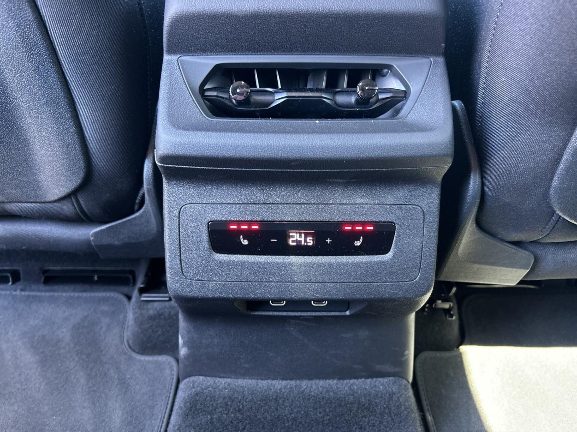 Audi Q6 SUV e-tron
