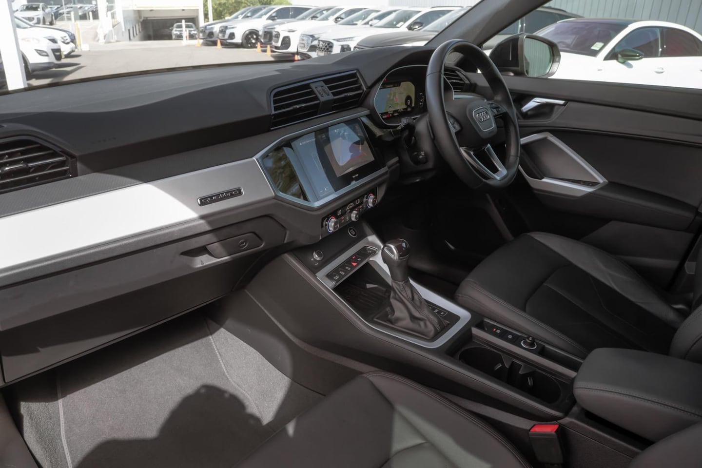 Image about Audi Q3 40 TFSI quattro S tronic