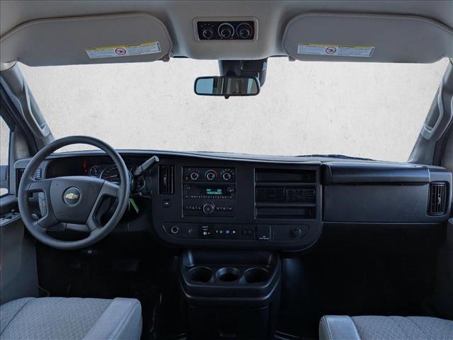 2025 CHEVROLET EXPRESS - Image 20