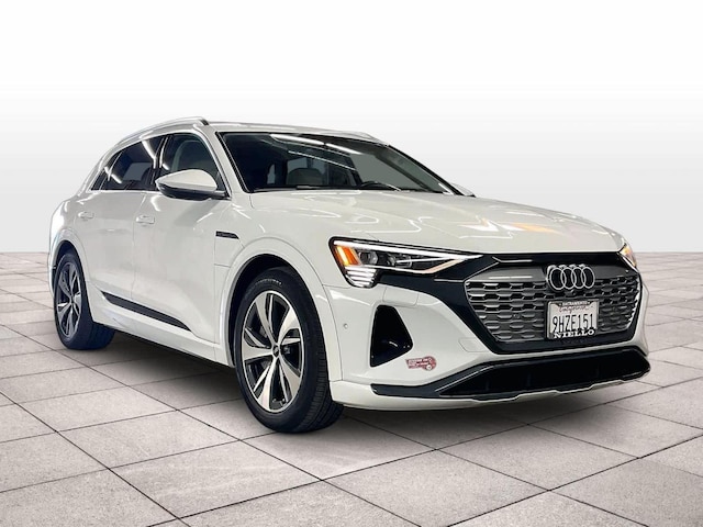 2024 Audi Q8 e-tron