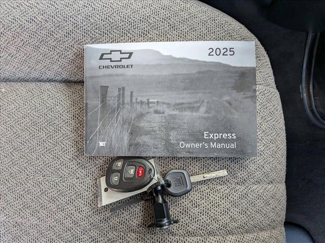 2025 CHEVROLET EXPRESS - Image 24