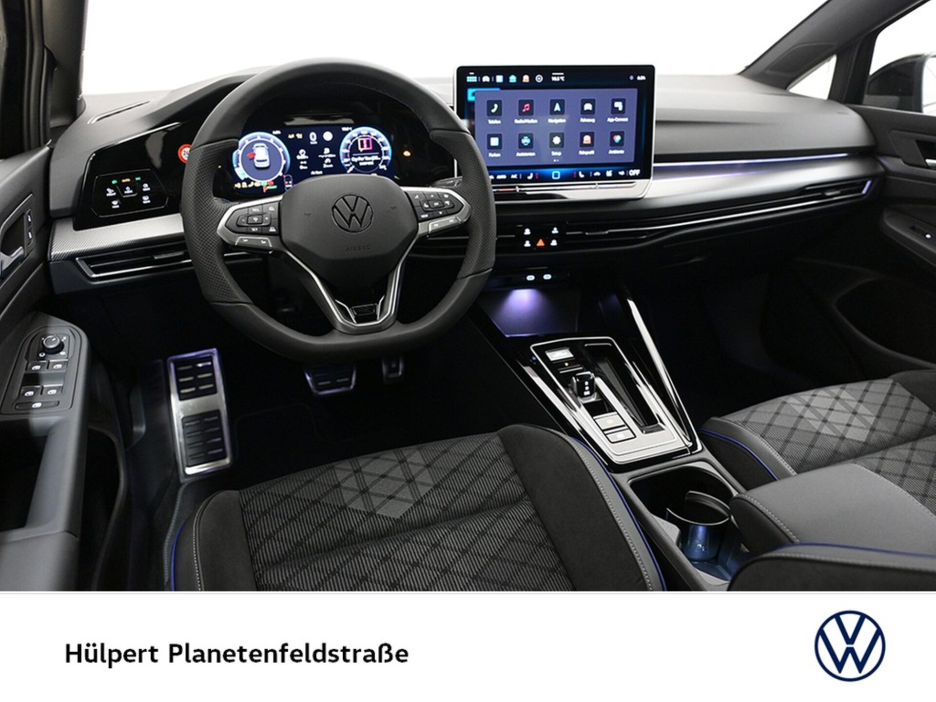 Volkswagen Golf R-Line