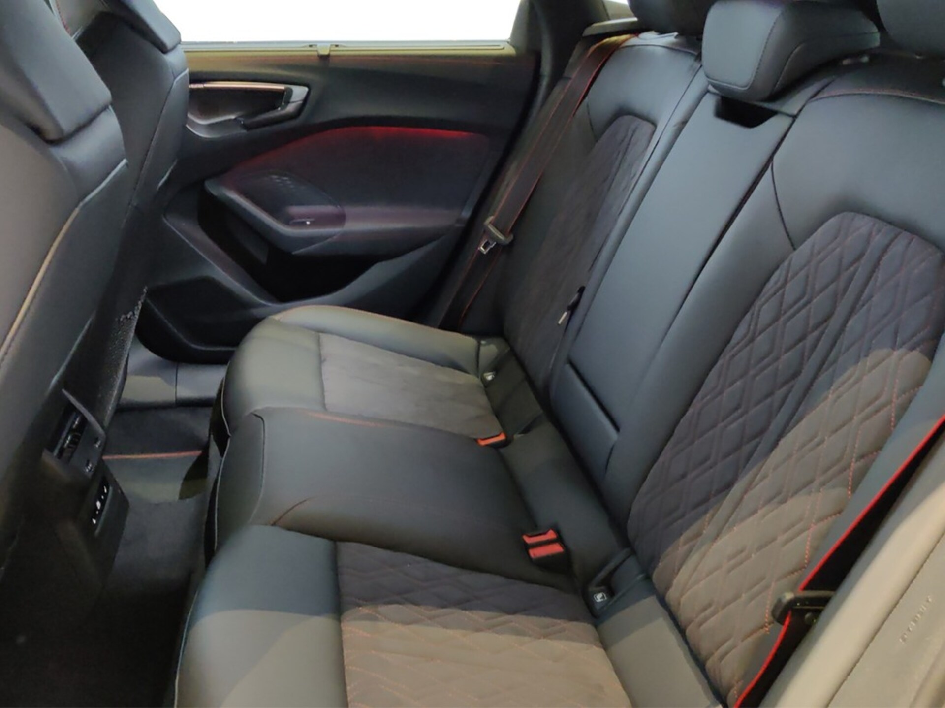 Audi A5 Avant e-hybrid