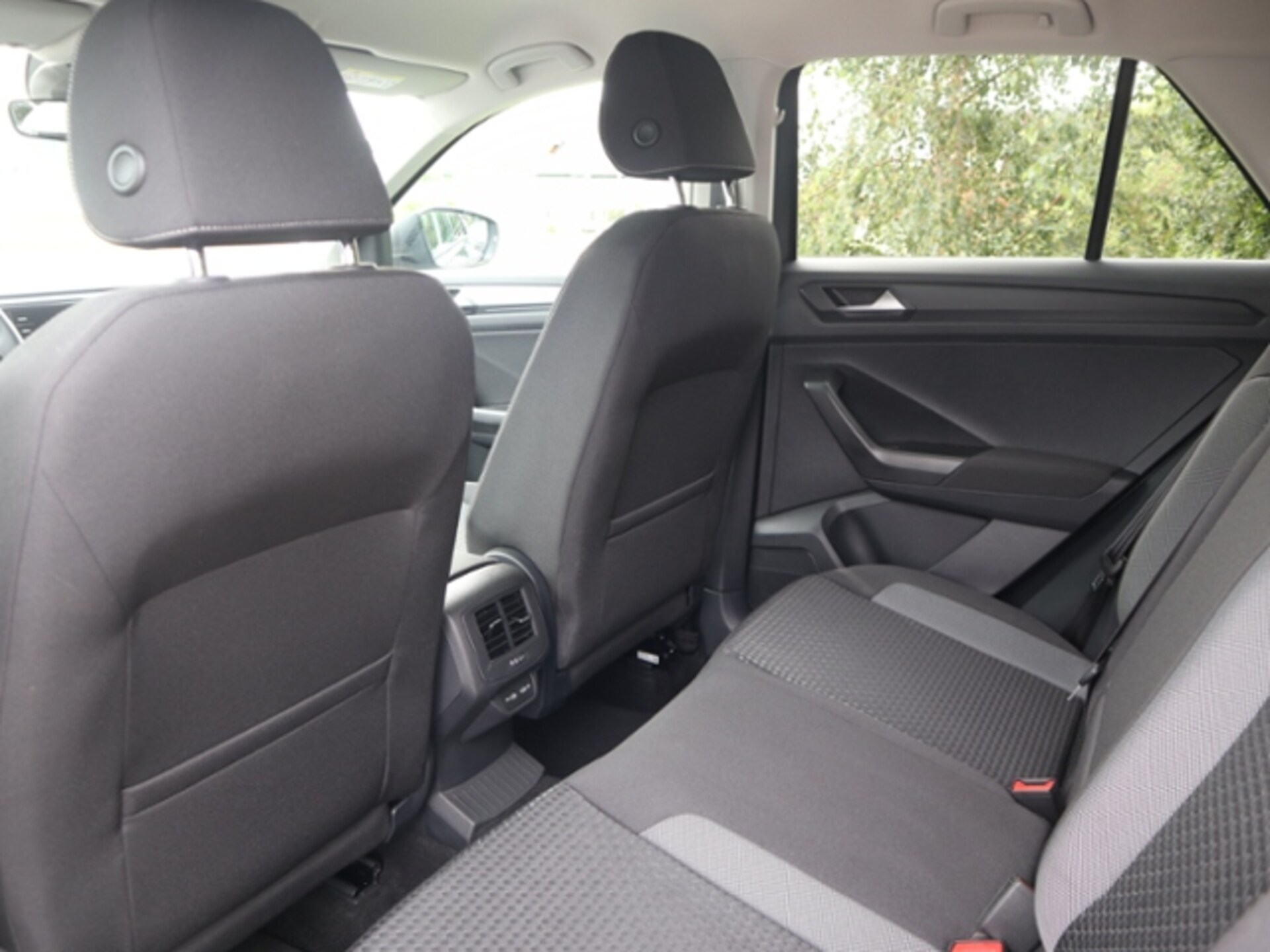 Volkswagen T-Roc Active