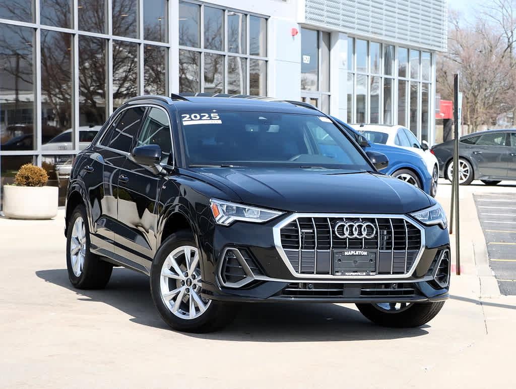2025 Audi Q3 45 TFSI S Line Premium quattro's photo