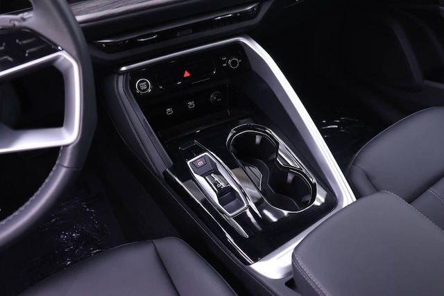 2025 Audi Q5 Premium Plus - Photo 16