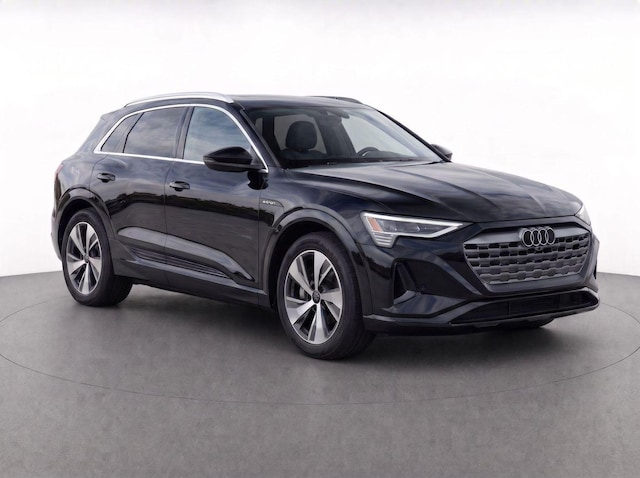 2024 Audi Q8 e-tron