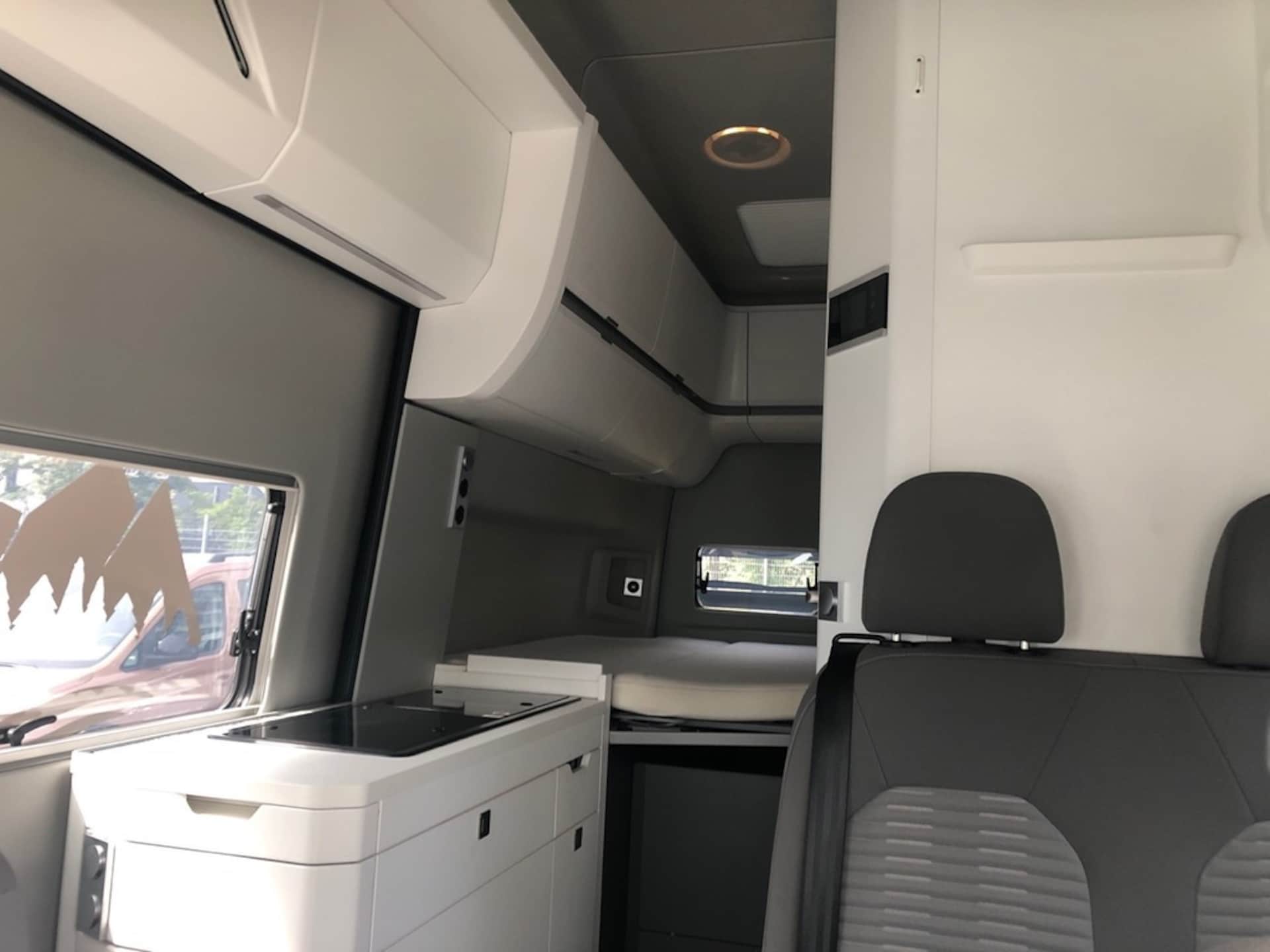 Volkswagen Grand California 600