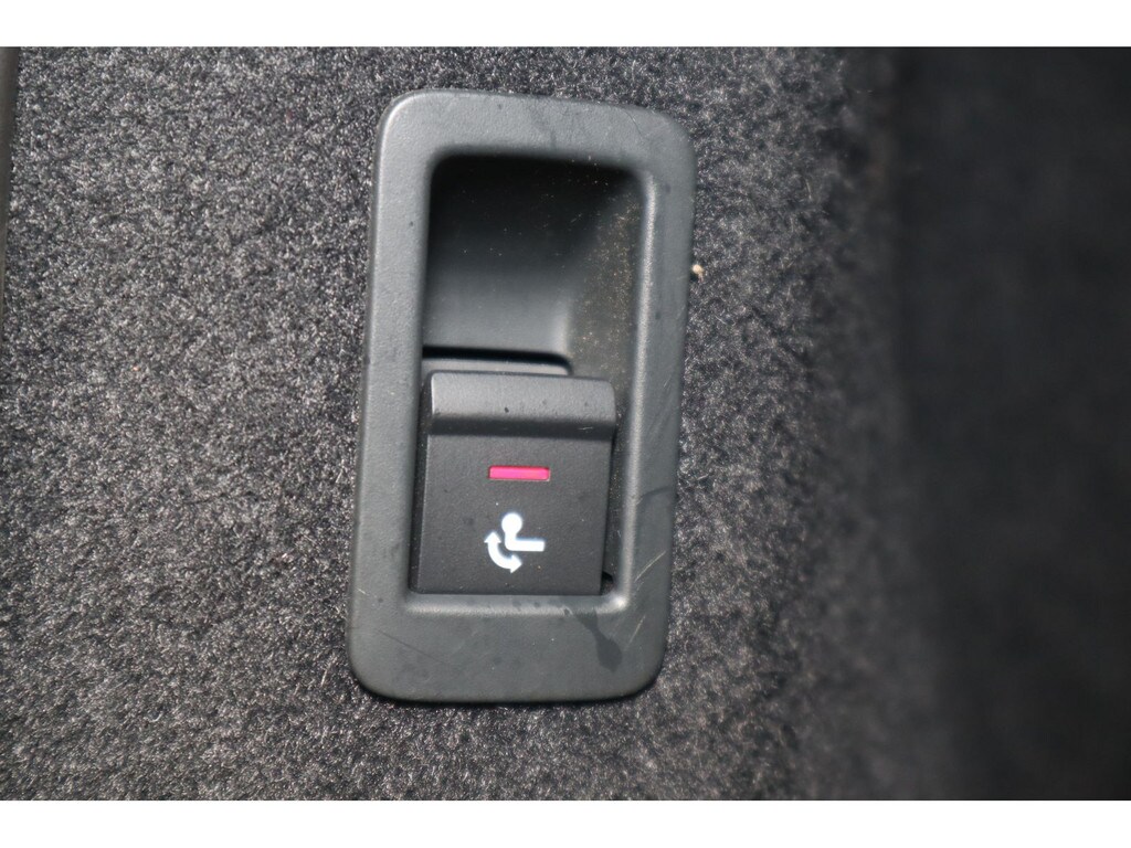 Image about Audi Q4 e-tron 40 e-tron