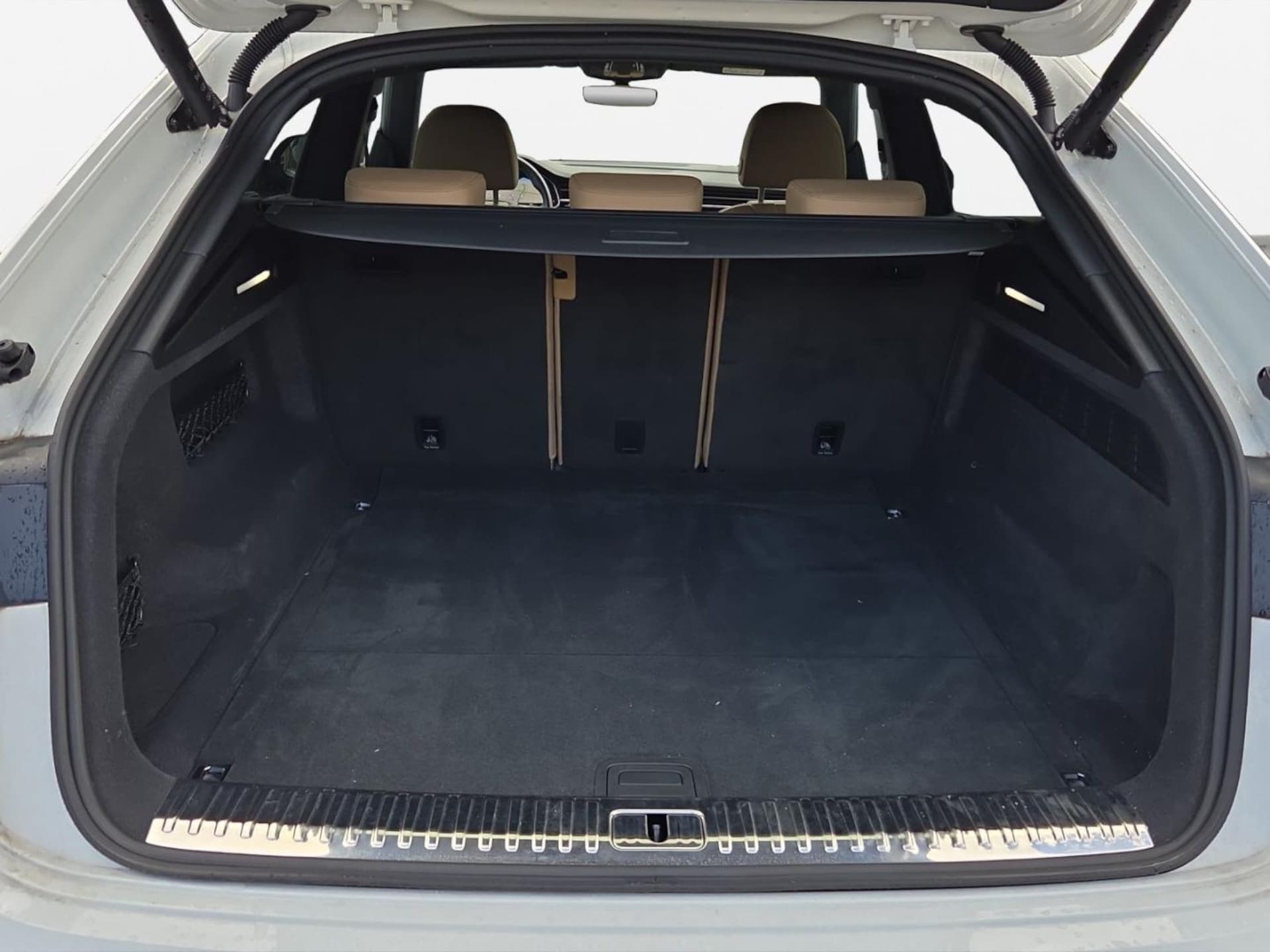 Audi Q8 SUV