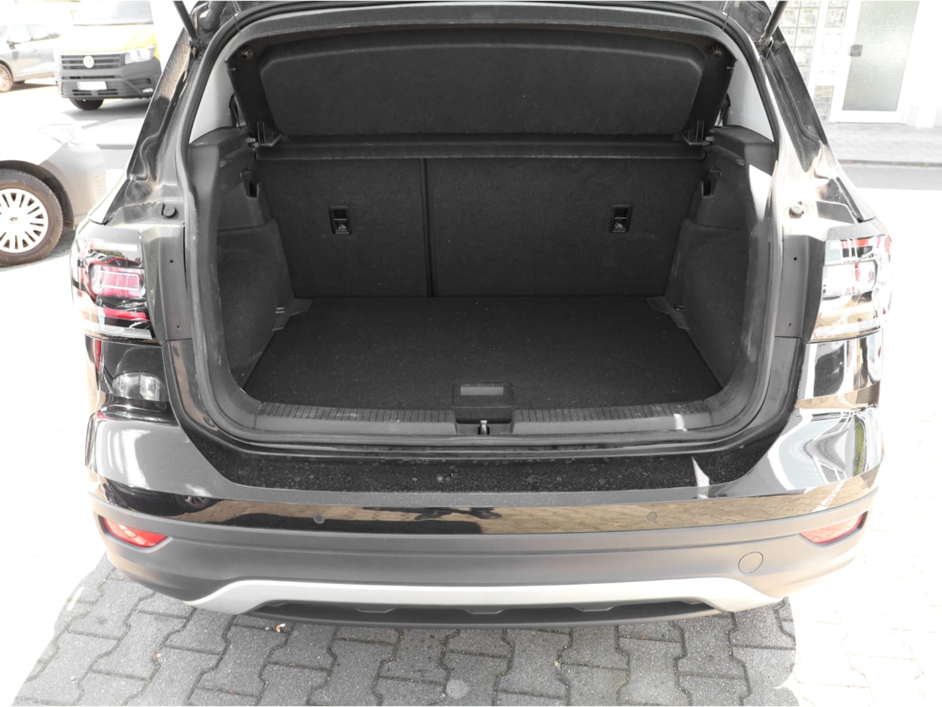 Volkswagen T-Cross United