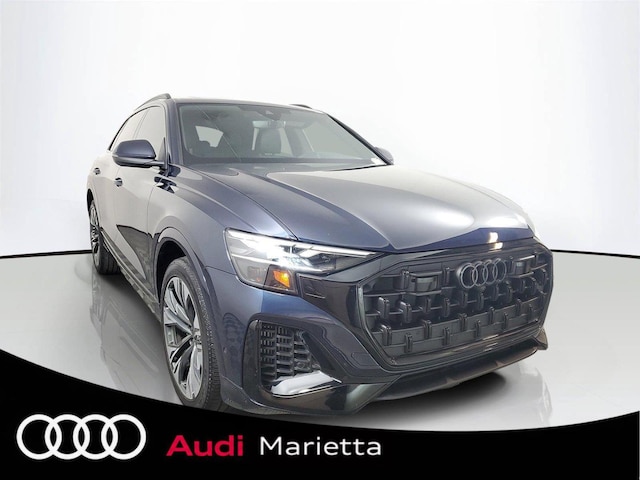 Photo of 2025 Audi Q8