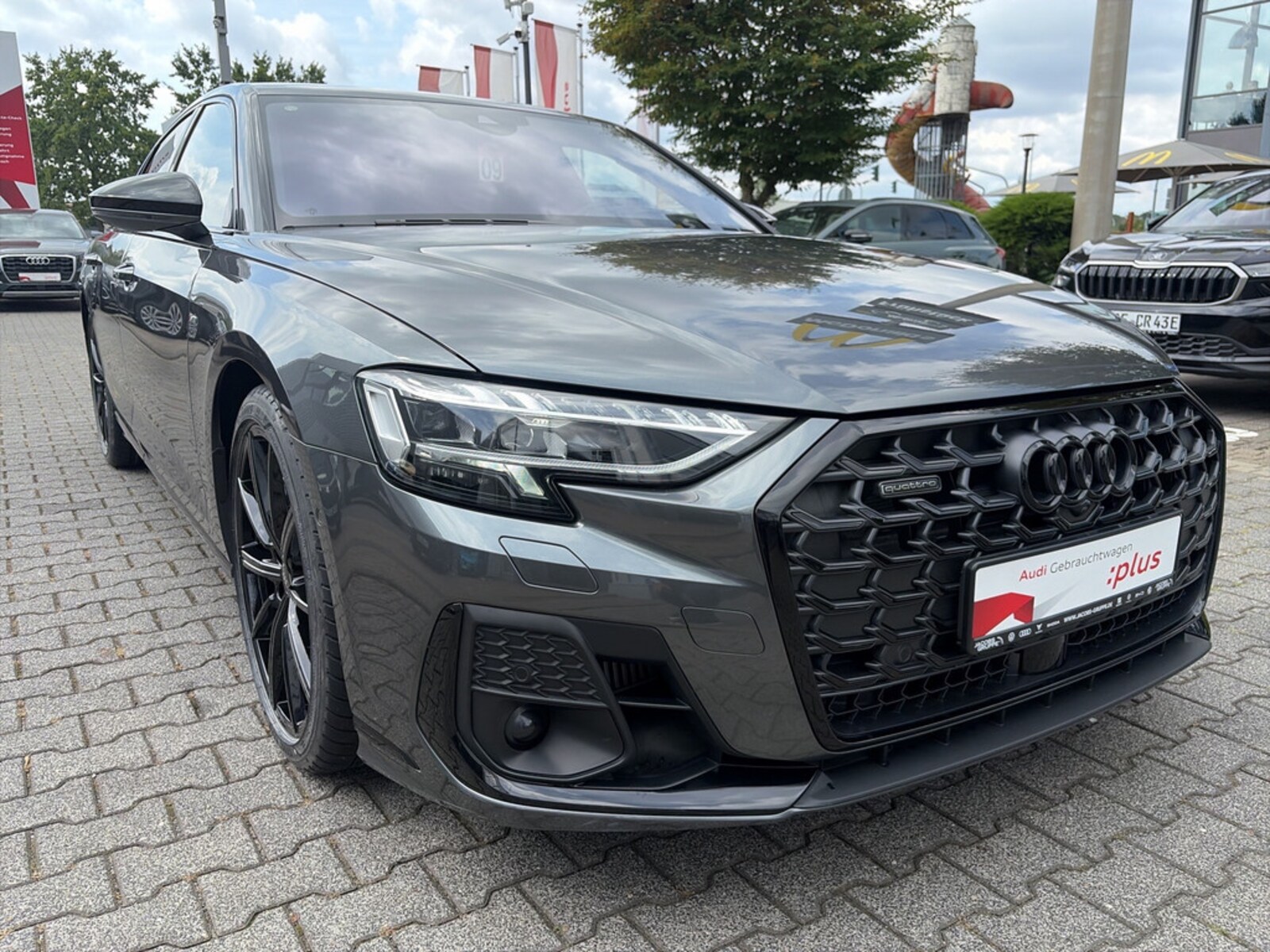 Audi A8 – Bild 15