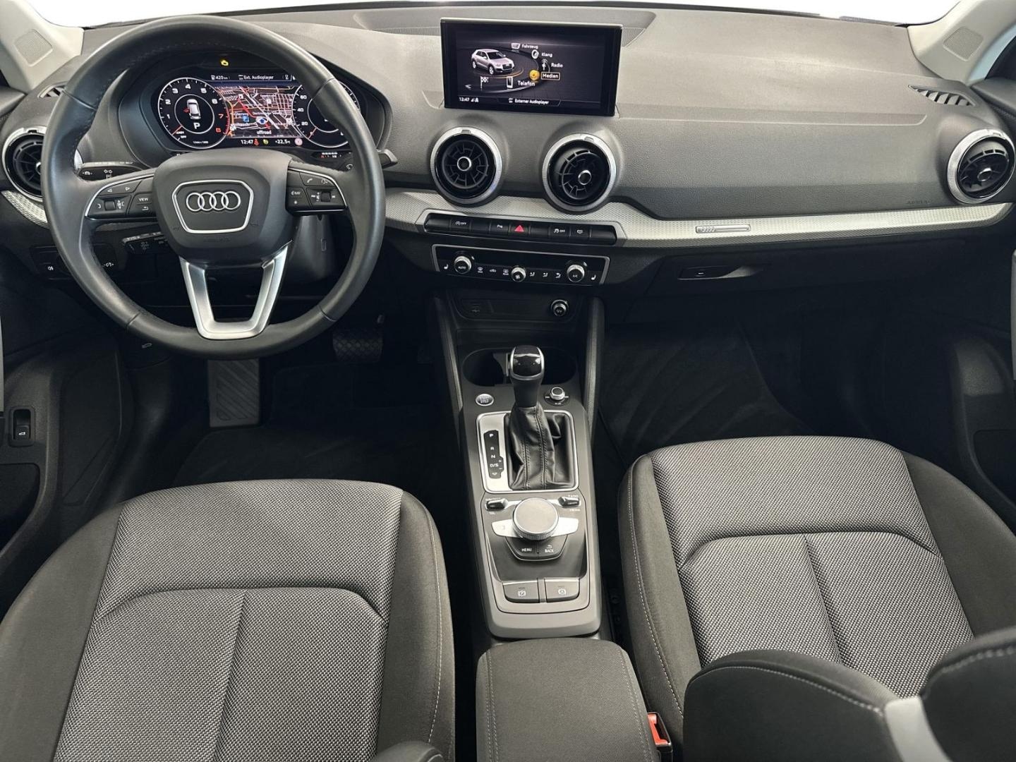 Bild über Audi Q2 S line 35 TFSI S tronic - für weitere Informationen kontaktieren Sie den Audi Partner