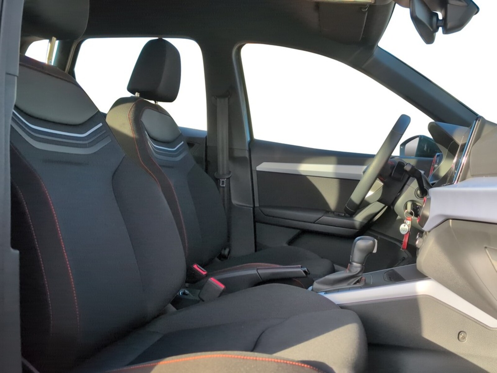 SEAT Arona – Bild 10