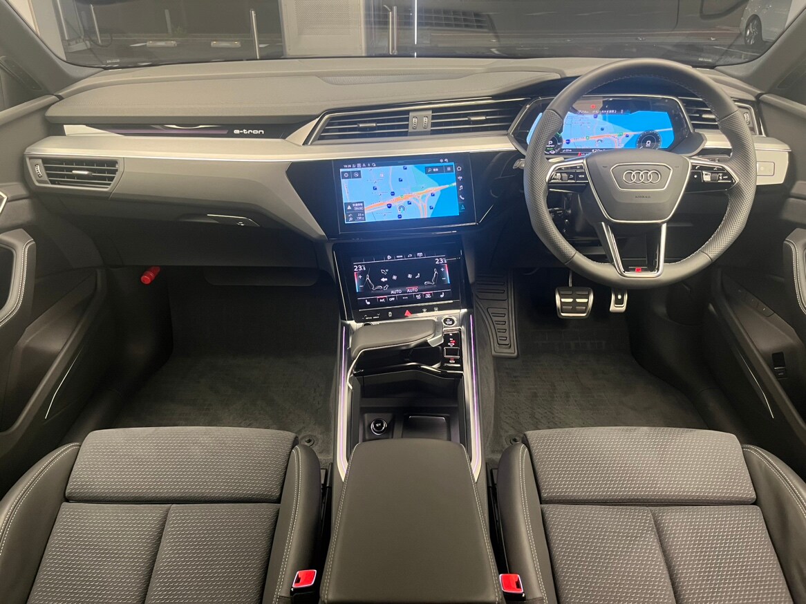 Image about Audi Q8 Sportback e-tron 55 e-tron S line