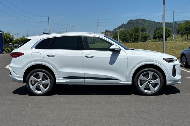 2025 Audi Q5 Premium Plus - Photo 2