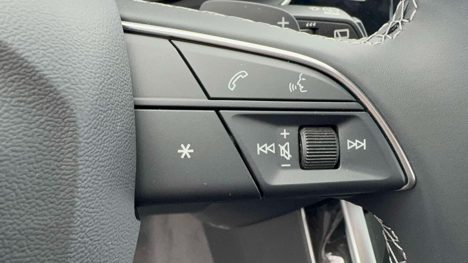2026 Audi Q7 Premium - Photo 16