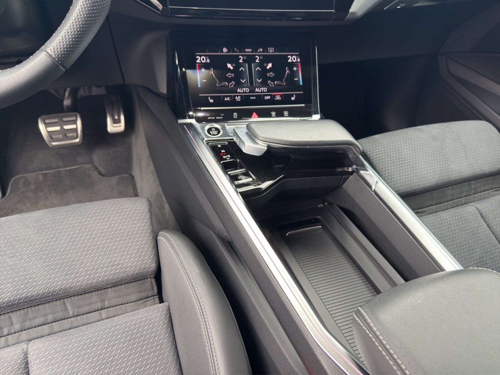 Audi Q8 Sportback e-tron – Bild 13