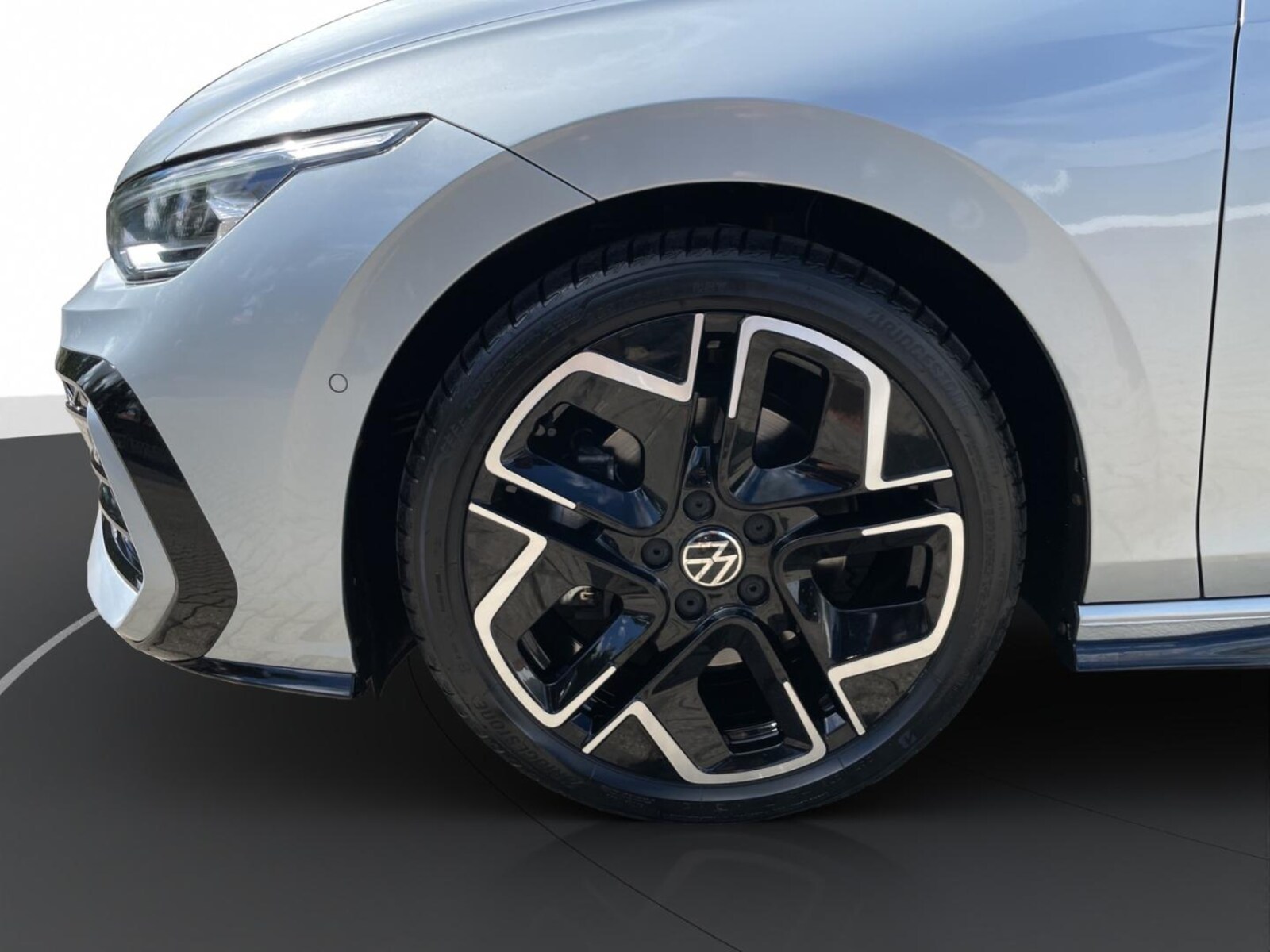 Volkswagen Golf Variant – Bild 7