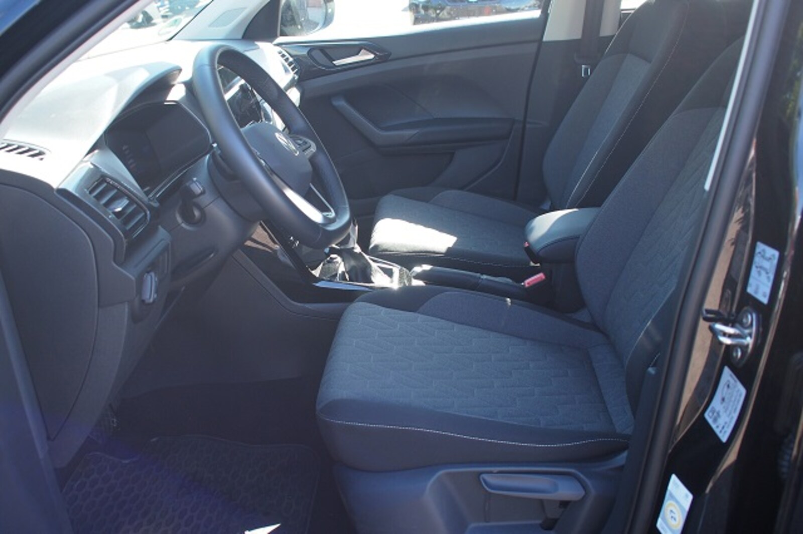 Volkswagen T-Cross – Bild 3