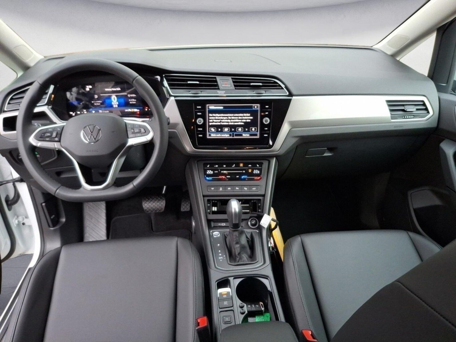 Volkswagen Touran – Bild 11