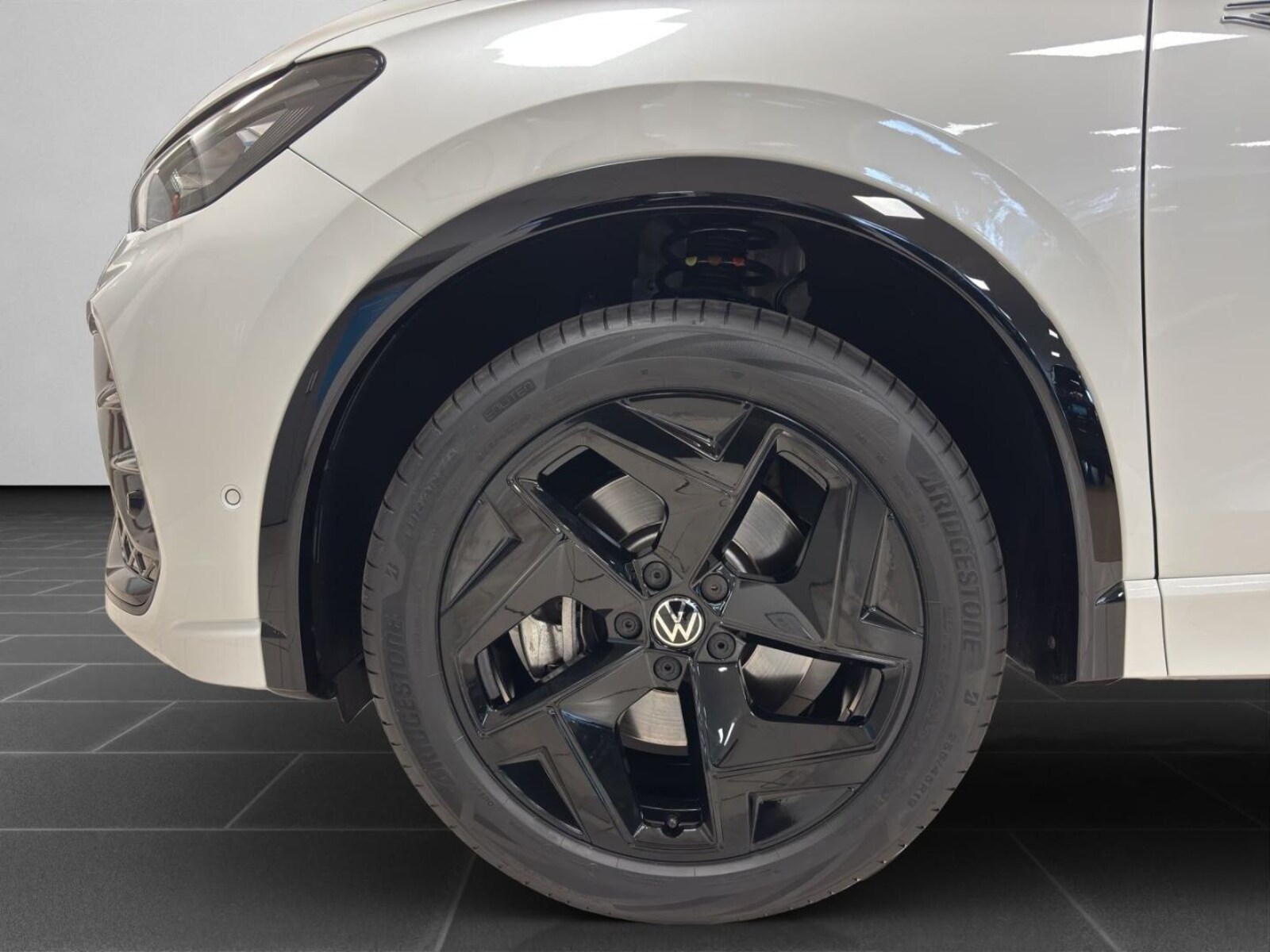 Volkswagen Tiguan – Bild 8
