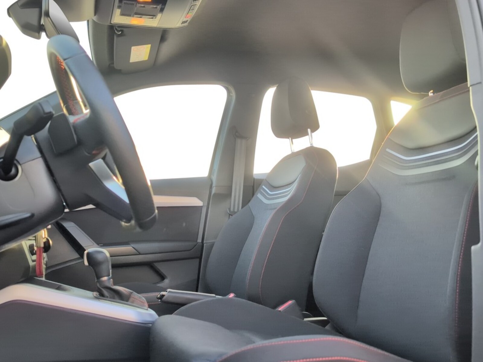 SEAT Arona – Bild 12