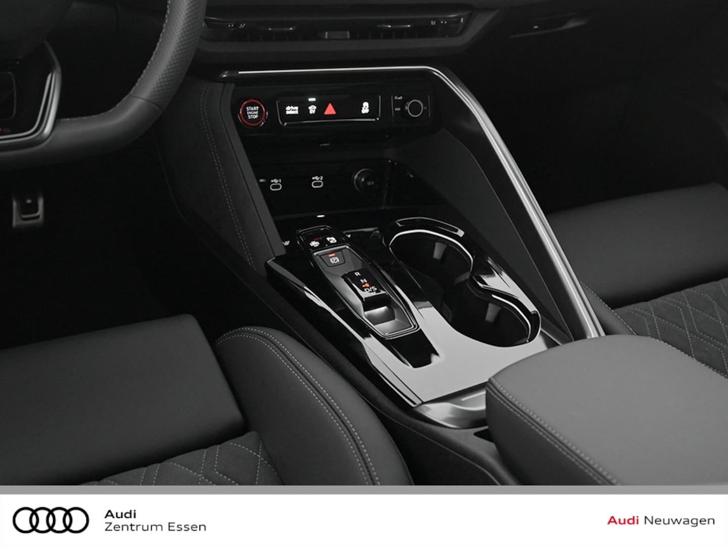Bild über Audi Q5 Sportback e-hybrid e-hybrid quattro 270 kW S tronic - für weitere Informationen kontaktieren Sie den Audi Partner